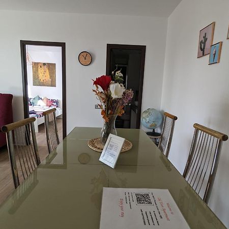 Old Town Apartment Бухарест Экстерьер фото