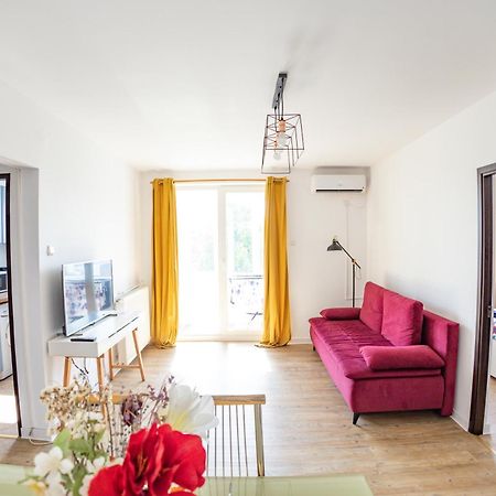 Old Town Apartment Бухарест Экстерьер фото