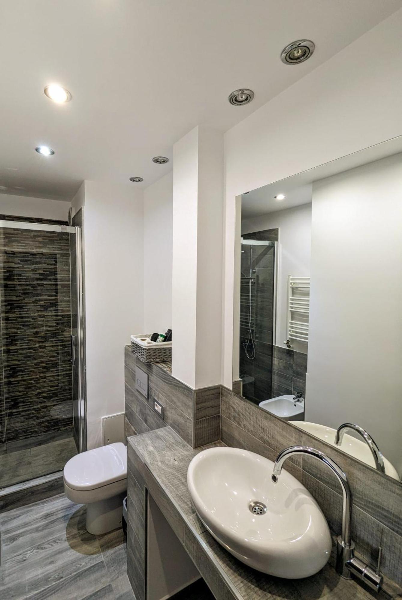 Old Town Apartment Бухарест Экстерьер фото