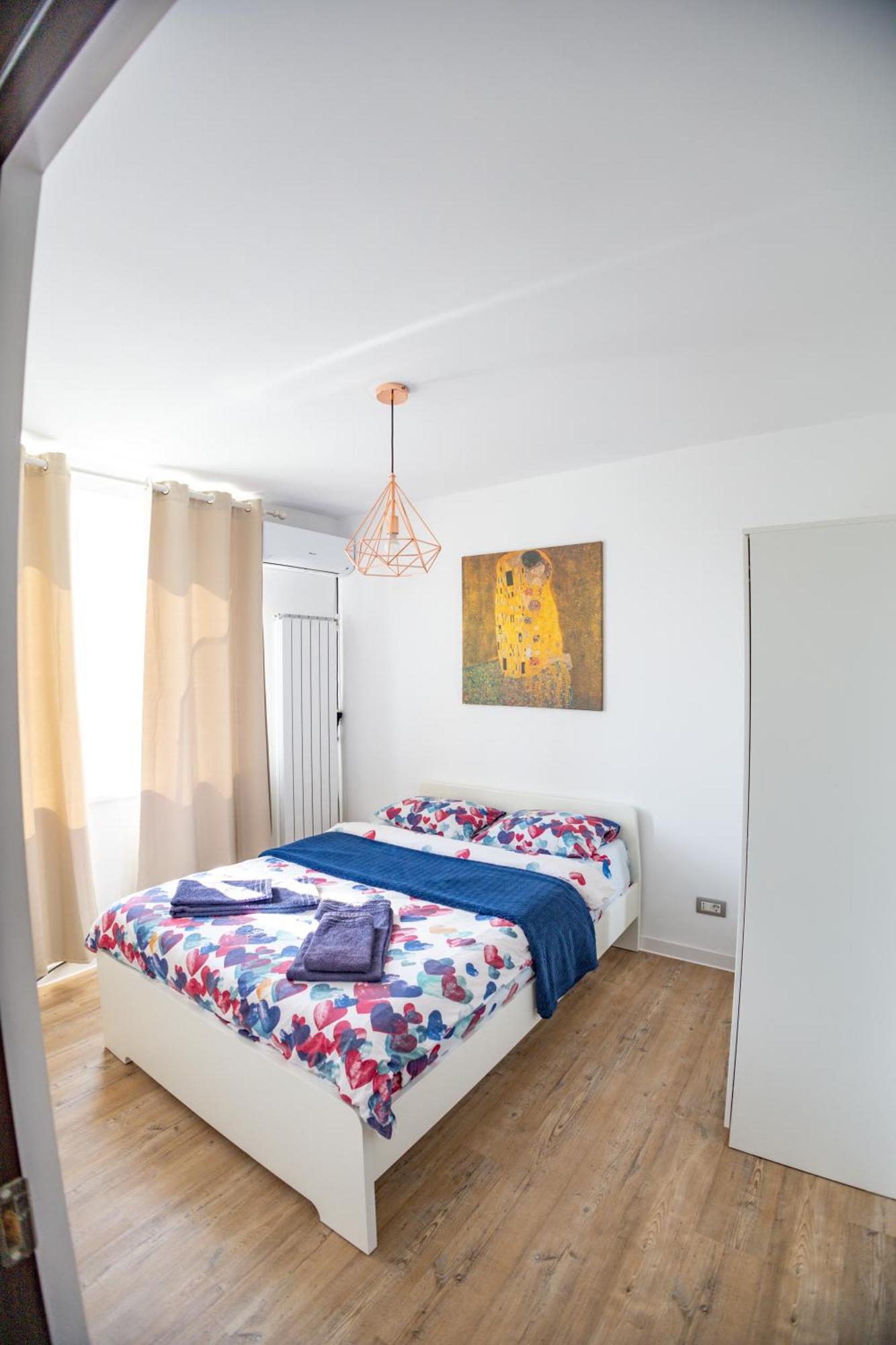 Old Town Apartment Бухарест Экстерьер фото